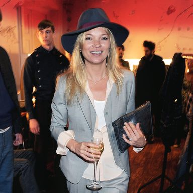 LONDON, ENGLAND - FEBRUARY 23:  (EMBARGOED FOR PUBLICATION IN UK TABLOID NEWSPAPERS UNTIL 48 HOURS AFTER CREATE DATE AND TIME. MANDATORY CREDIT PHOTO BY DAVE M. BENETT/GETTY IMAGES REQUIRED)  Kate Moss attends the James Small Menswear Show at London Fashion Week Autumn/Winter 2011 at Sketch on February 23, 2011 in London, England.  (Photo by Dave M. Benett/Getty Images)