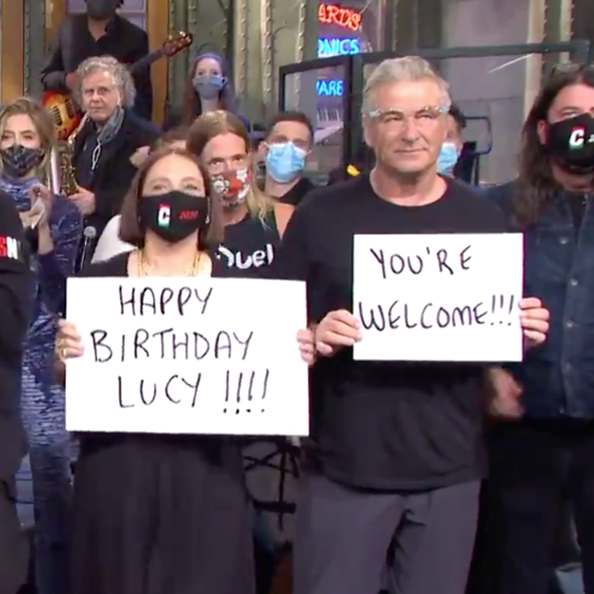 No Thanks Alec Baldwin Holds A You Re Welcome Sign On Snl