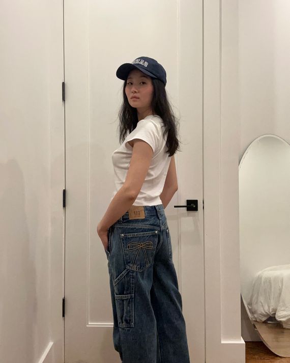 Gap × Sandy Liang ローライズ ルーズカーペンターデニム Gap × Sandy Liang Low Rise '90s Loose Carpenter Jeans | Gap