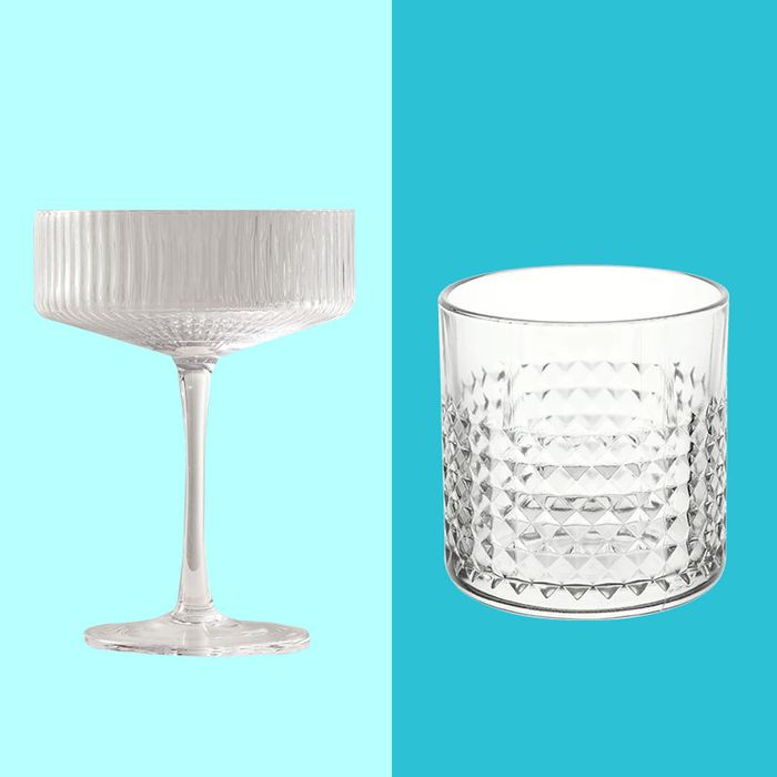 barrel-shaped drinking glasses