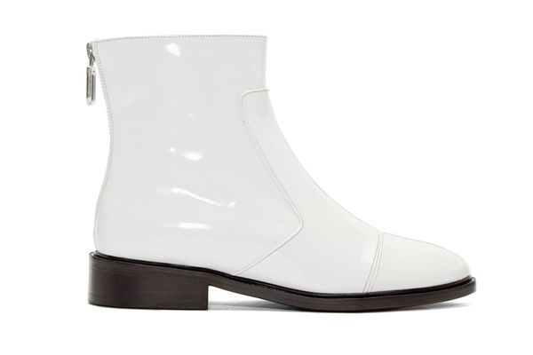 Courrèges White Zippered Boots