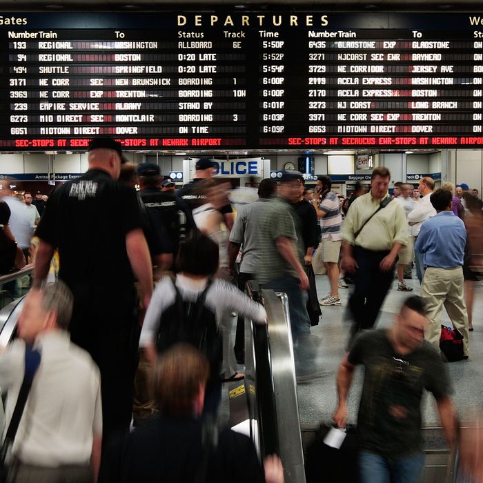 amtrak arrivals penn station nyc