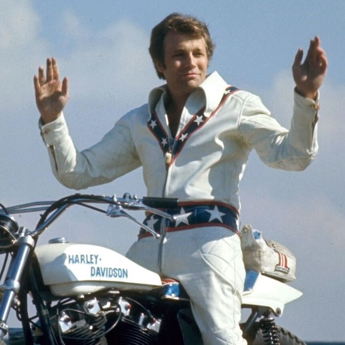 Being Evel Is an Entertaining, Warts-and-All Look at Evel Knievel's Life