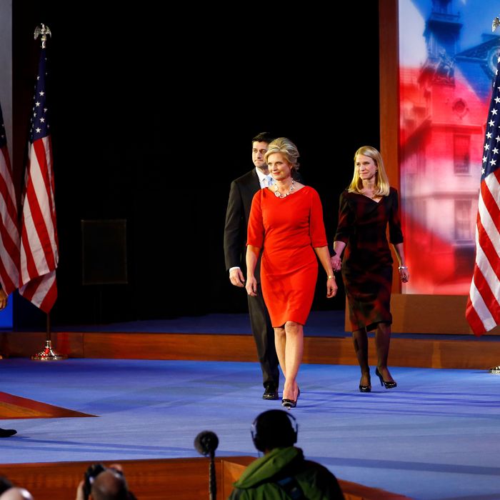 Ann Romney's concession outfit.