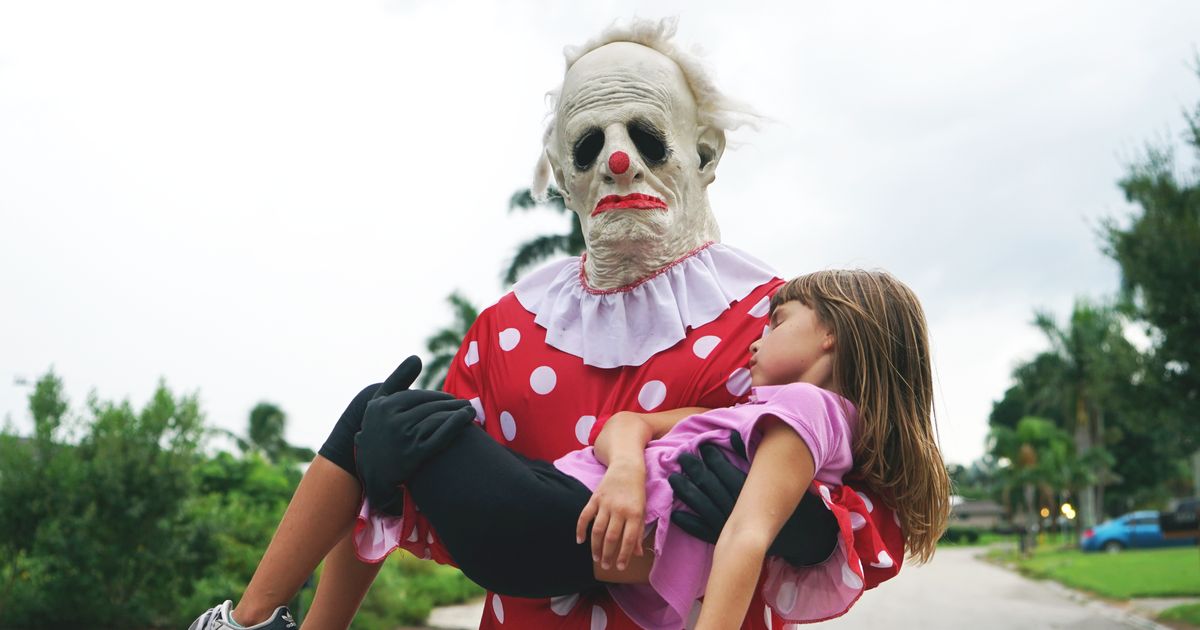 Movie review: Fear wears a creepy clown face in 'It