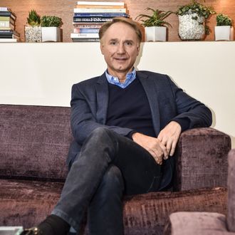 Da Vinci Code' Author Dan Brown Settles Secret Life Lawsuit