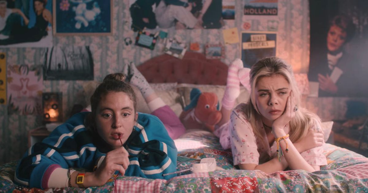 Derry Girls SeriesFinale Recap It’s So Hard To Say Goodbye To