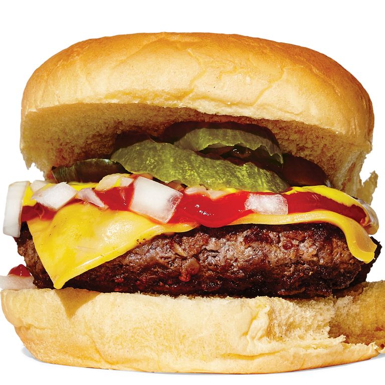 Pork Slope 's Cheeseburger, 11美元;戴尔·塔尔德有麦当劳的芝士汉堡。这是他的致敬，他以惊人的精确度复制了番茄酱、芥末和洋葱碎混合的标志性调味品的熟悉味道。