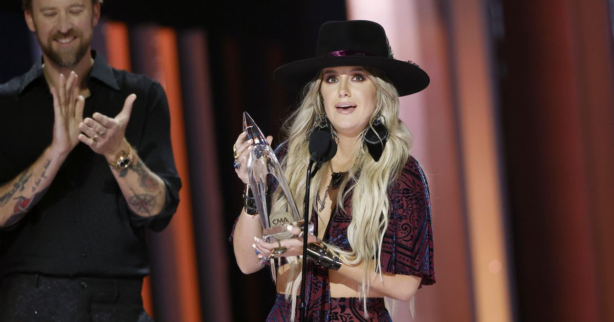 Lainey Wilson, Luke Combs, Cody Johnson Lead CMA Award Winners With Two