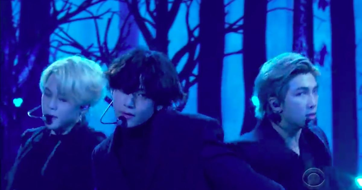 BTS Performs ‘Black Swan’ on ‘The Late Late Show’ Barefoot