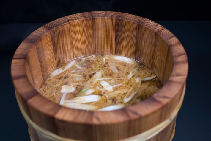 Ishiyaki Teisui Soup: miso soup with king crab and Japanese red snapper.