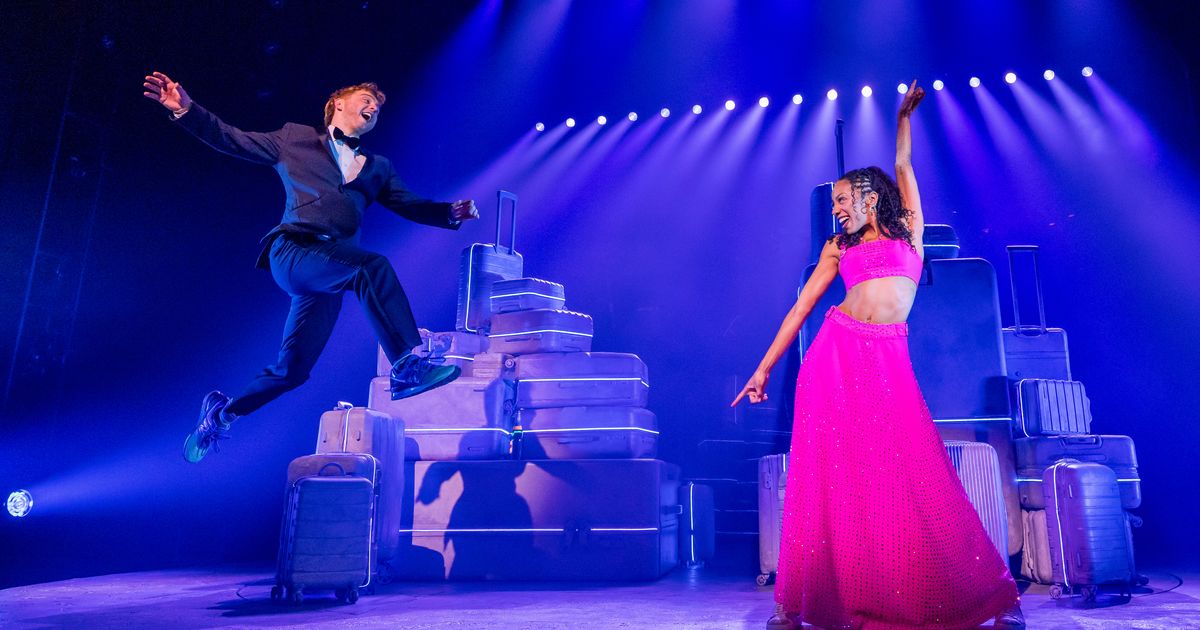 Two Strangers (Carry a Cake Across New York) Is a Little Sweet, a Little Spongy