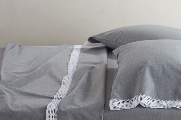 Crochet-Trimmed Twin Sheet Set