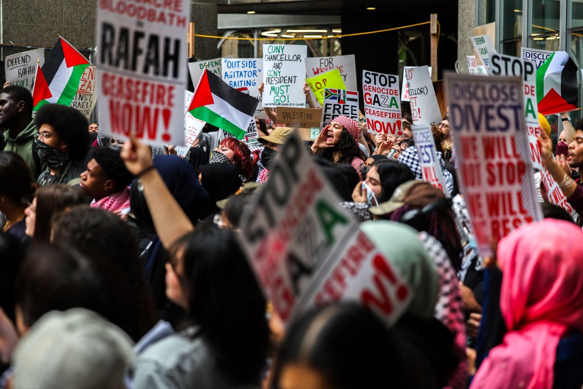 US-PALESTINIAN-ISRAEL-CONFLICT-PROTEST-MET GALA