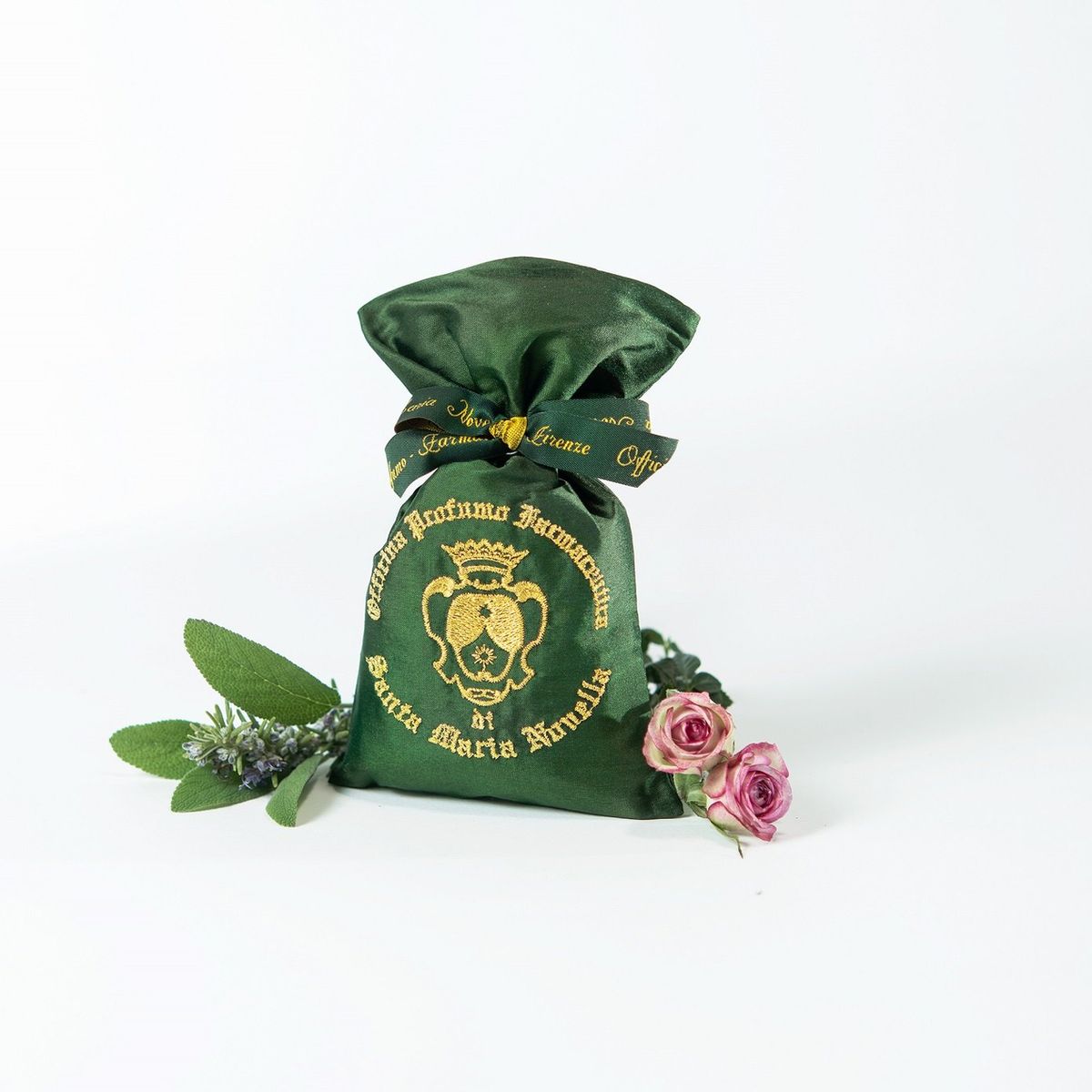 Santa Maria Novella Pot Pourri in Embroidered Silk Sachet