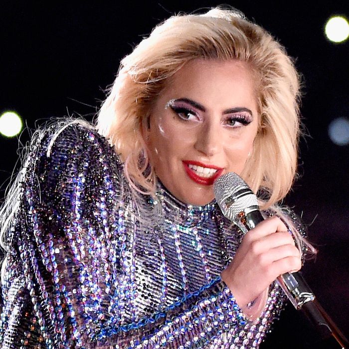 Krønike billetpris hende The 23 Makeup Products From Lady Gaga's Super Bowl Look