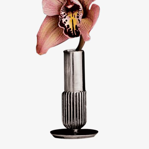 RW Guild Bud Vase