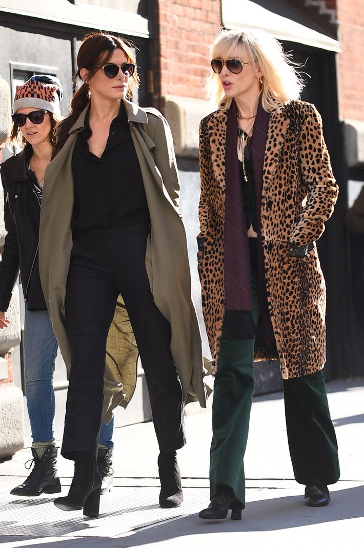 Sandra bullock 2025 ocean's 8 outfits