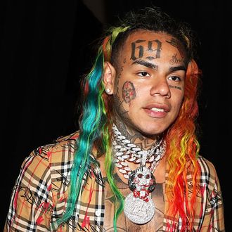 Tekashi 69 Hit With Lawsuit for Armed Robbery