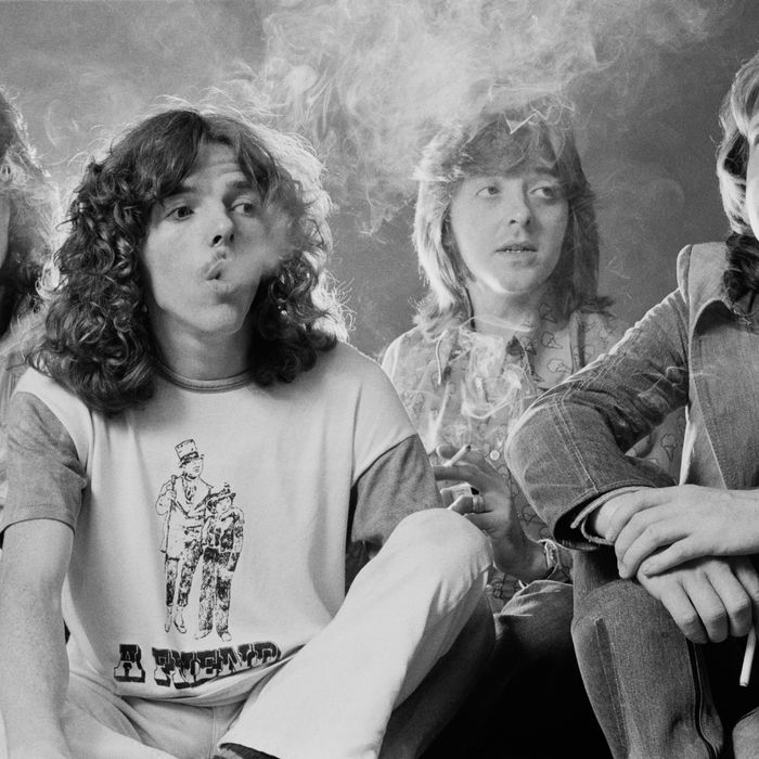 British rock group Badfinger, September 1973. Left to right: bassist Tom Evans, drummer Mike Gibbins, guitarist Joey Molland and singer/guitarist Pete Ham (1947 - 1975). (Photo by Michael Putland/Getty Images)