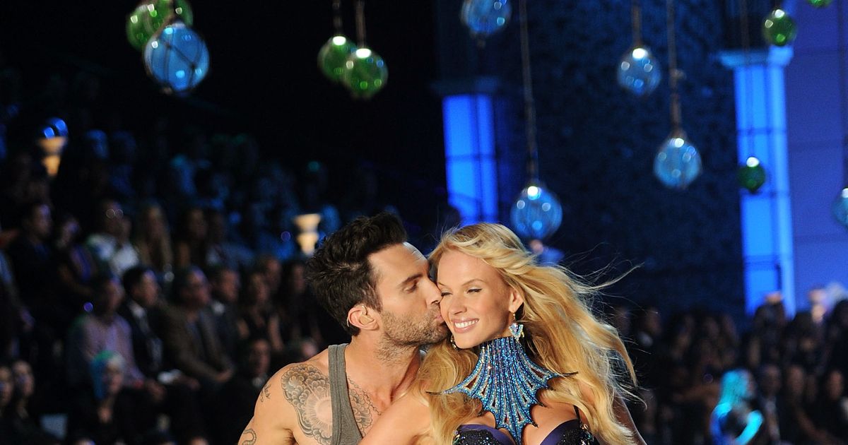 1200px x 630px - Anne V. and Adam Levine Might Have Broken Up