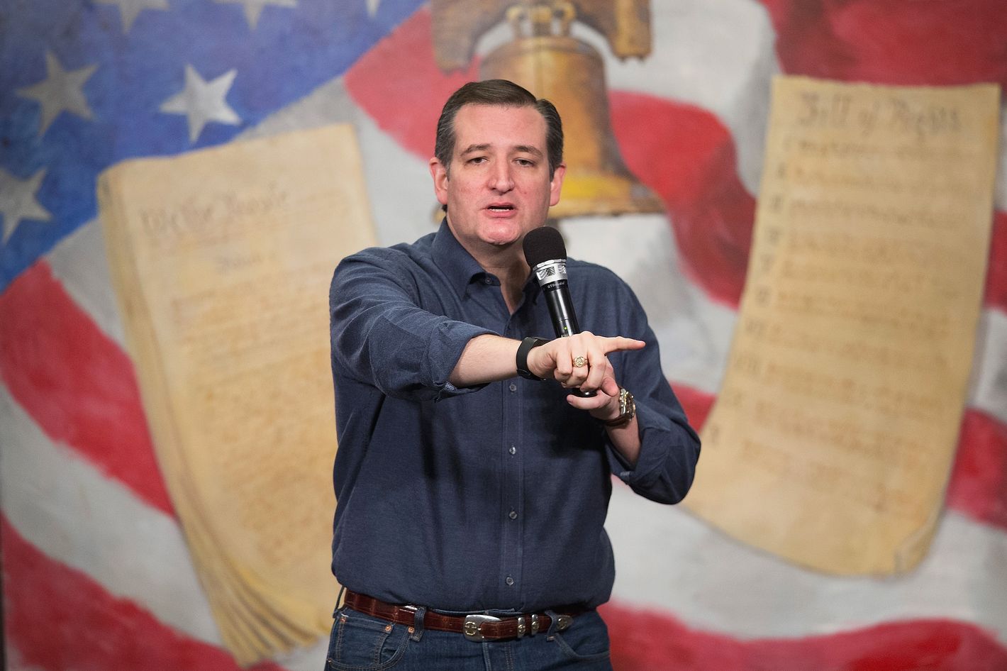 Is Ted Cruz Eligible to Run for President? Here Are the Theories