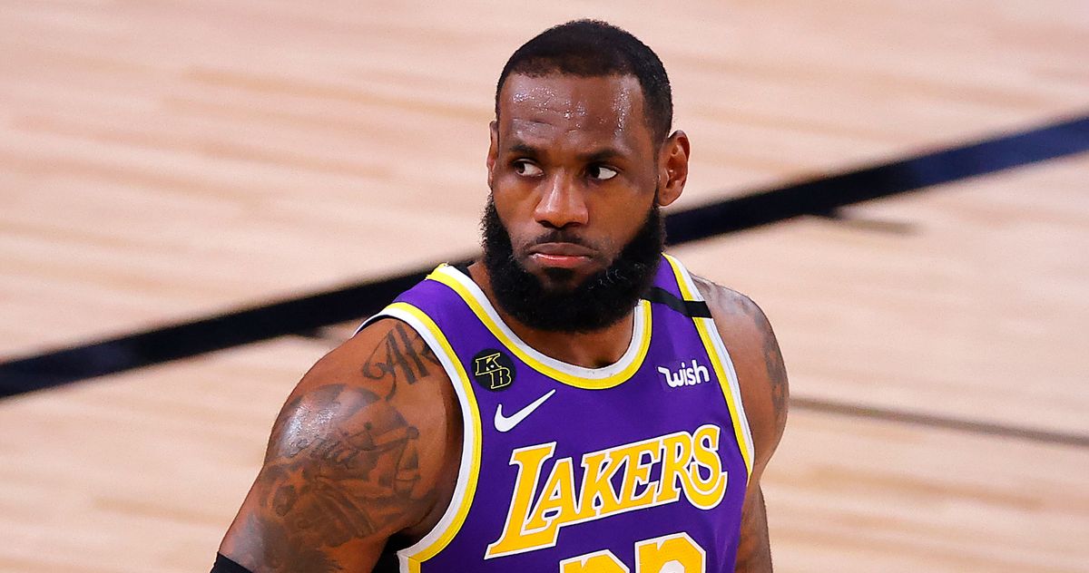 LeBron James Not On the Hook for Lakers Jersey Number Change