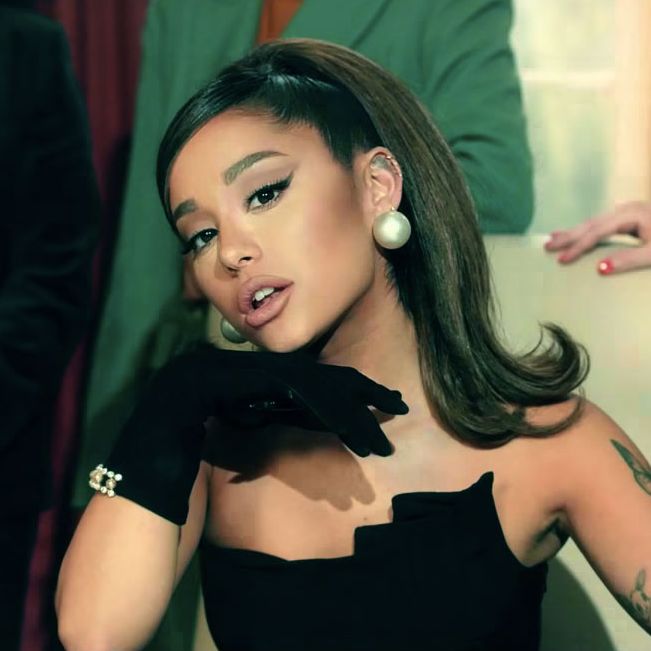 Ariana Grande S Positions Flirts With Greatness Falls Short