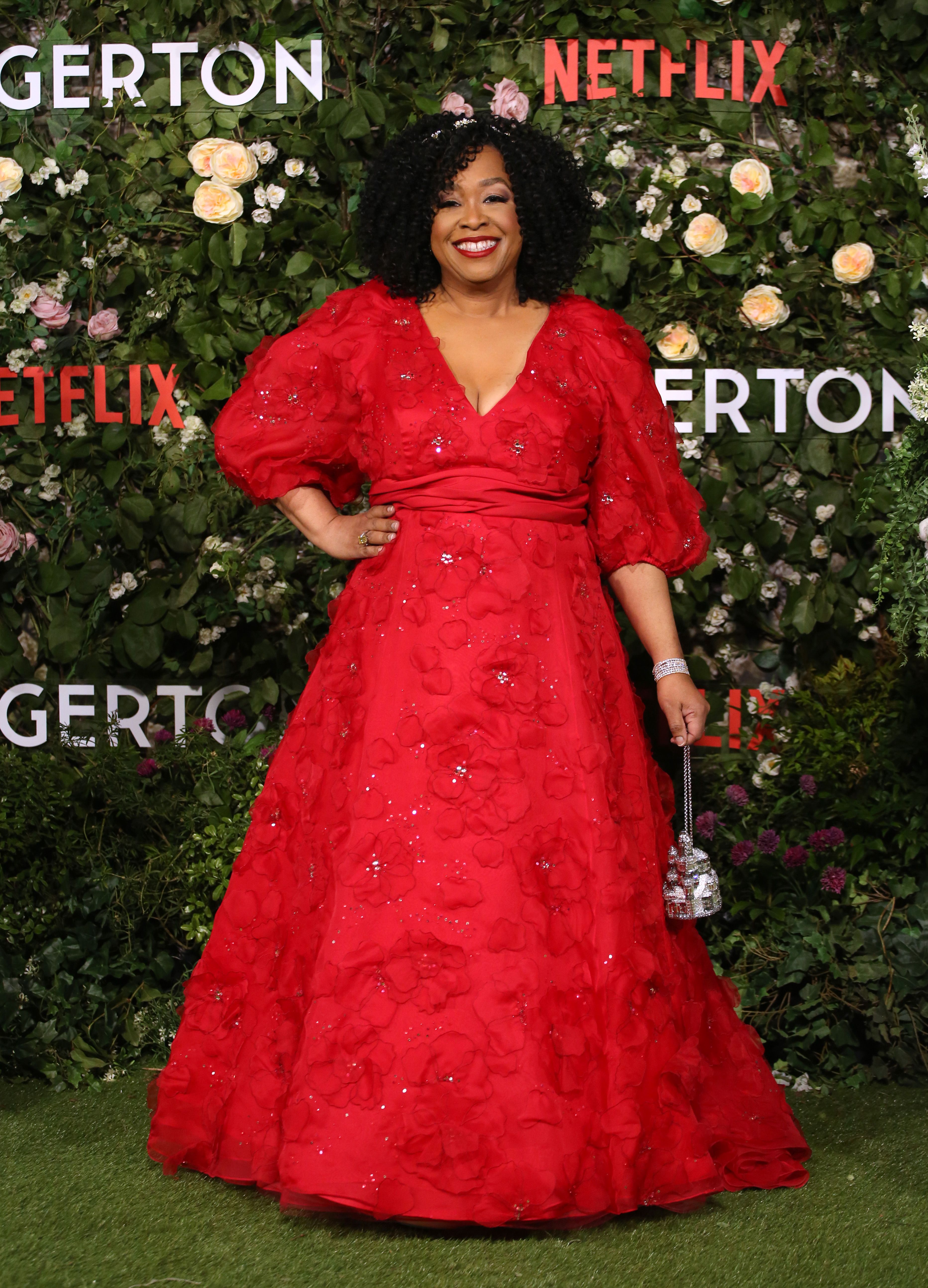 Met Gala 2022: 'Bridgerton' Cast Photos With Simone Ashley, More