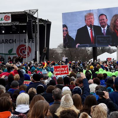 US-politics-abortion-RALLY