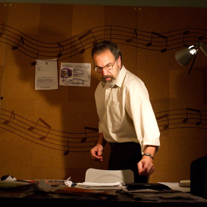 Mandy Patinkin as Saul Berenson in Homeland (episode 11) - Photo: Kent Smith/SHOWTIME - Photo ID: homeland_110_0270
