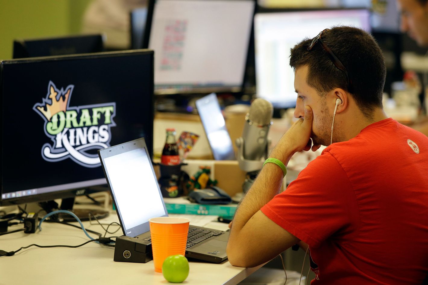 The DraftKings Scandal Highlights Fantasy Football's Deeper Problem