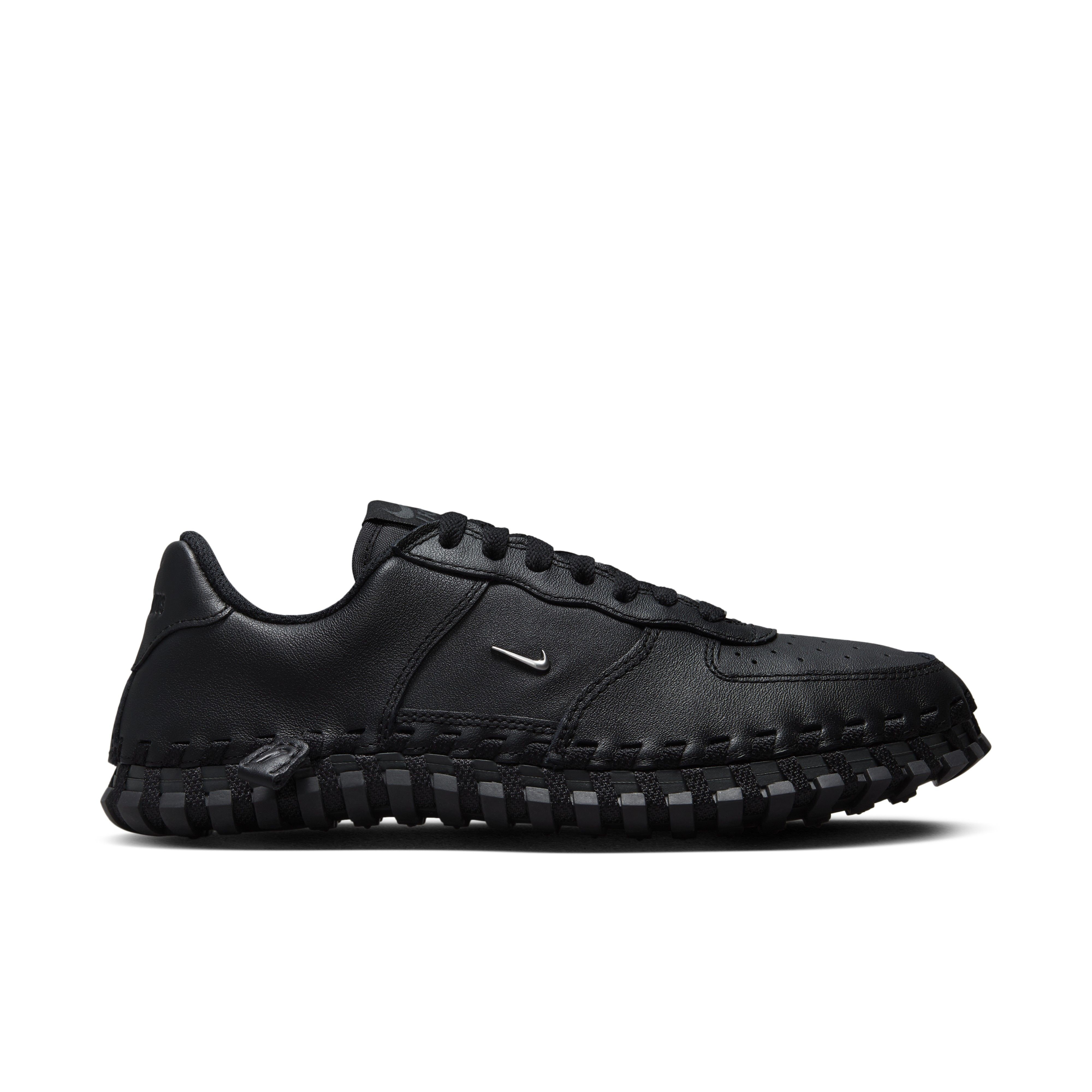 NIKE✖️JACQUEMUS J HORCE 1 Jacquemus Reteams With Nike for a Luxe J Force 1, the Earth | GQ