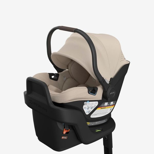 UPPAbaby Aria V2 car seat