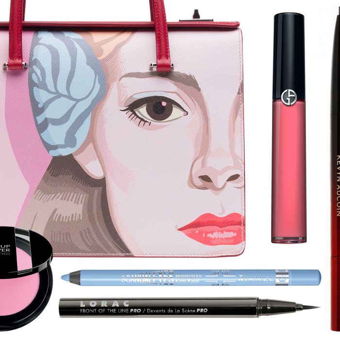 Get the Look: The Makeup on Pradas Spring 2014 Face Bag