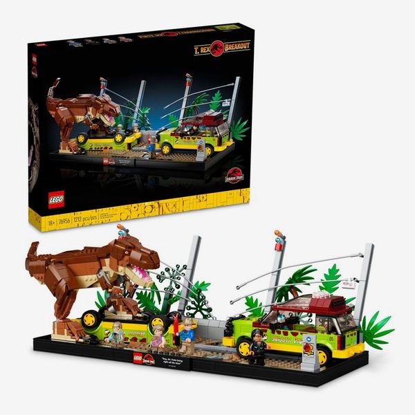 Lego Jurassic Park T. rex Breakout Building Kit