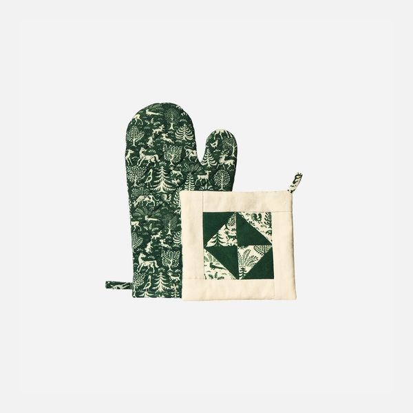 The Six Bells x The Wallach Project Tiere im Wald Quilted Oven Mitt & Pot Holder Set