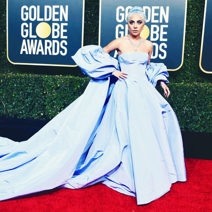 lady gaga golden globe dress