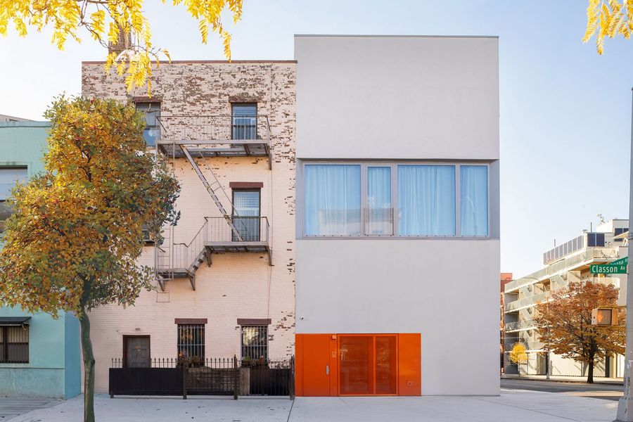 The Divisive Modernist Townhouse in Clinton Hill Finally Has a Buyer