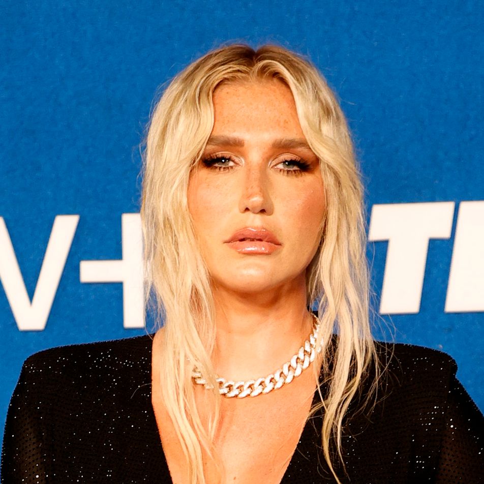Kesha Shares Snippets of New Music on SoundCloud image