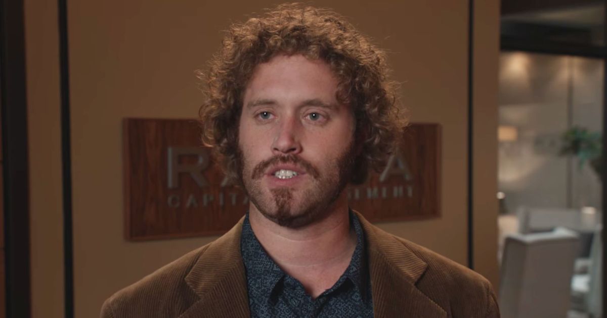 TJ Miller'sシリコンバレーアウトテイクは、昔ながらの火傷のマスタークラスを兼ねることができます