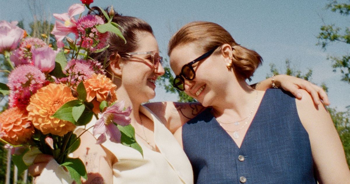 A Weepy, Wildflower Wedding in the Hudson Valley