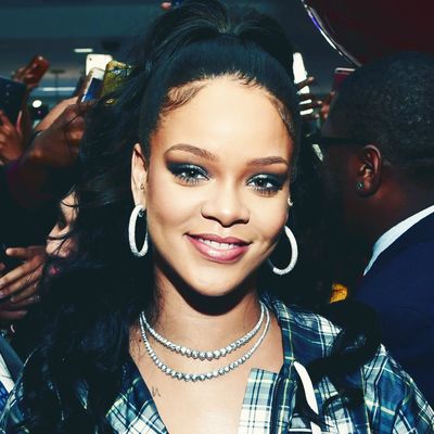 Rihanna Ordered Pasta With Extra Pasta at Dinner in Boston