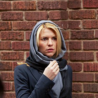 Claire Danes as Carrie Mathison in Homeland (episode 9) - Photo: Kent Smith/SHOWTIME - Photo ID: homeland_108_0029