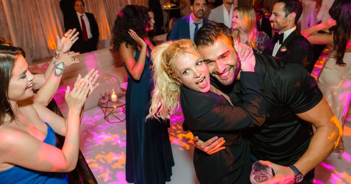 Britney Spears’s Wedding Was a Normie Affair to Remember