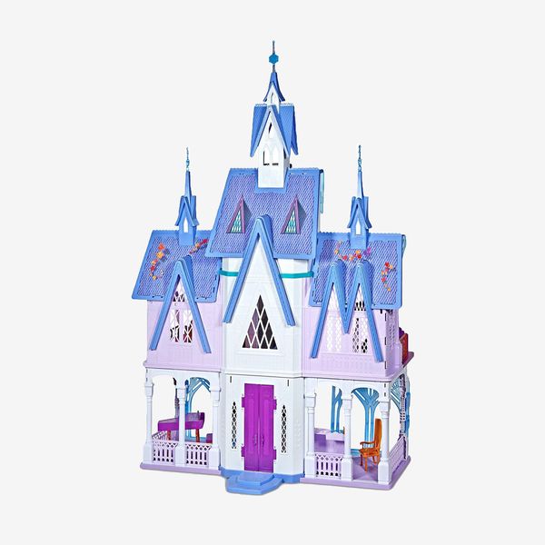 arendelle wooden castle