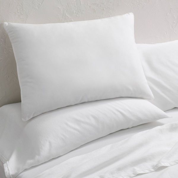 Casaluna Medium/Firm Machine Washable Medium Down Alternative Pillow