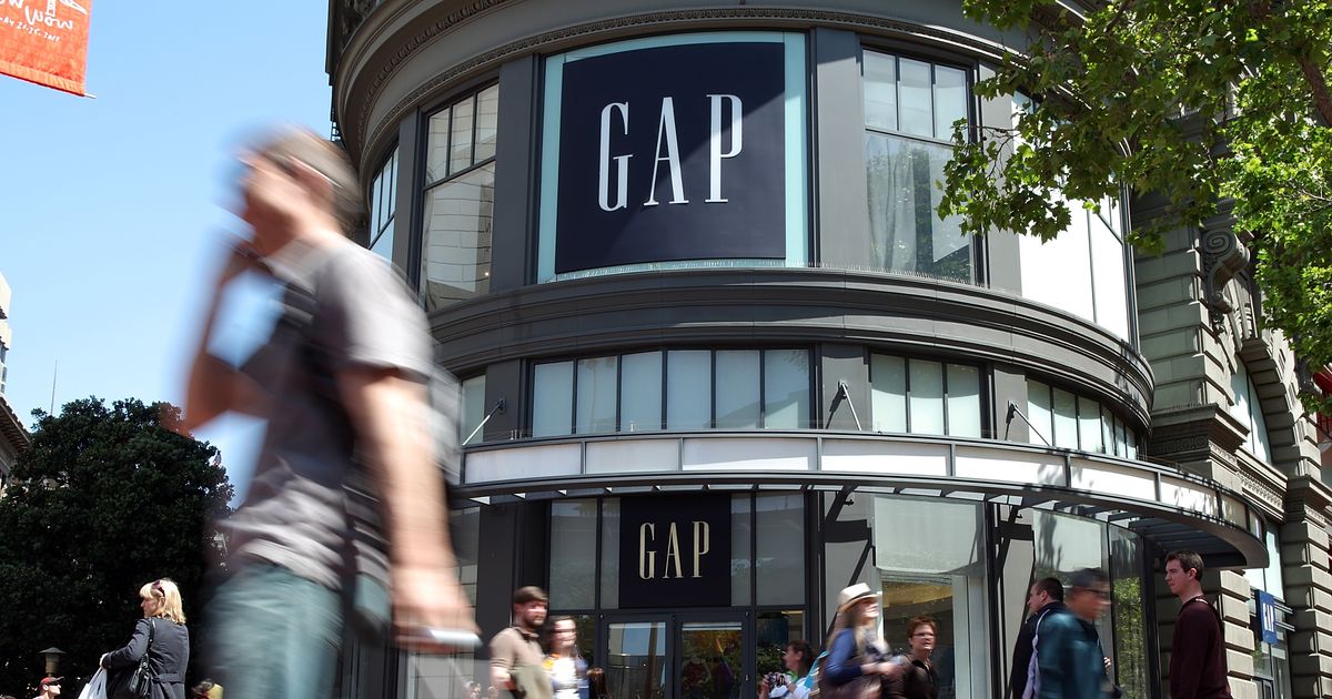 Gap Creates Gap Utopia in Los Angeles Mall