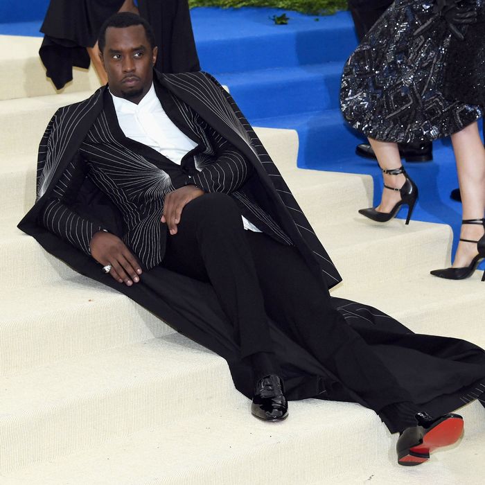 Met Gala 2017: Diddy Lying Down at the Met, From All Angles