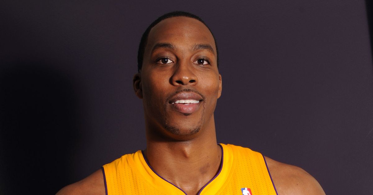 Male Gaze: Dwight Howard’s Pearly Whites